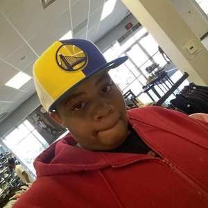 Meet your Posher, Kenneth